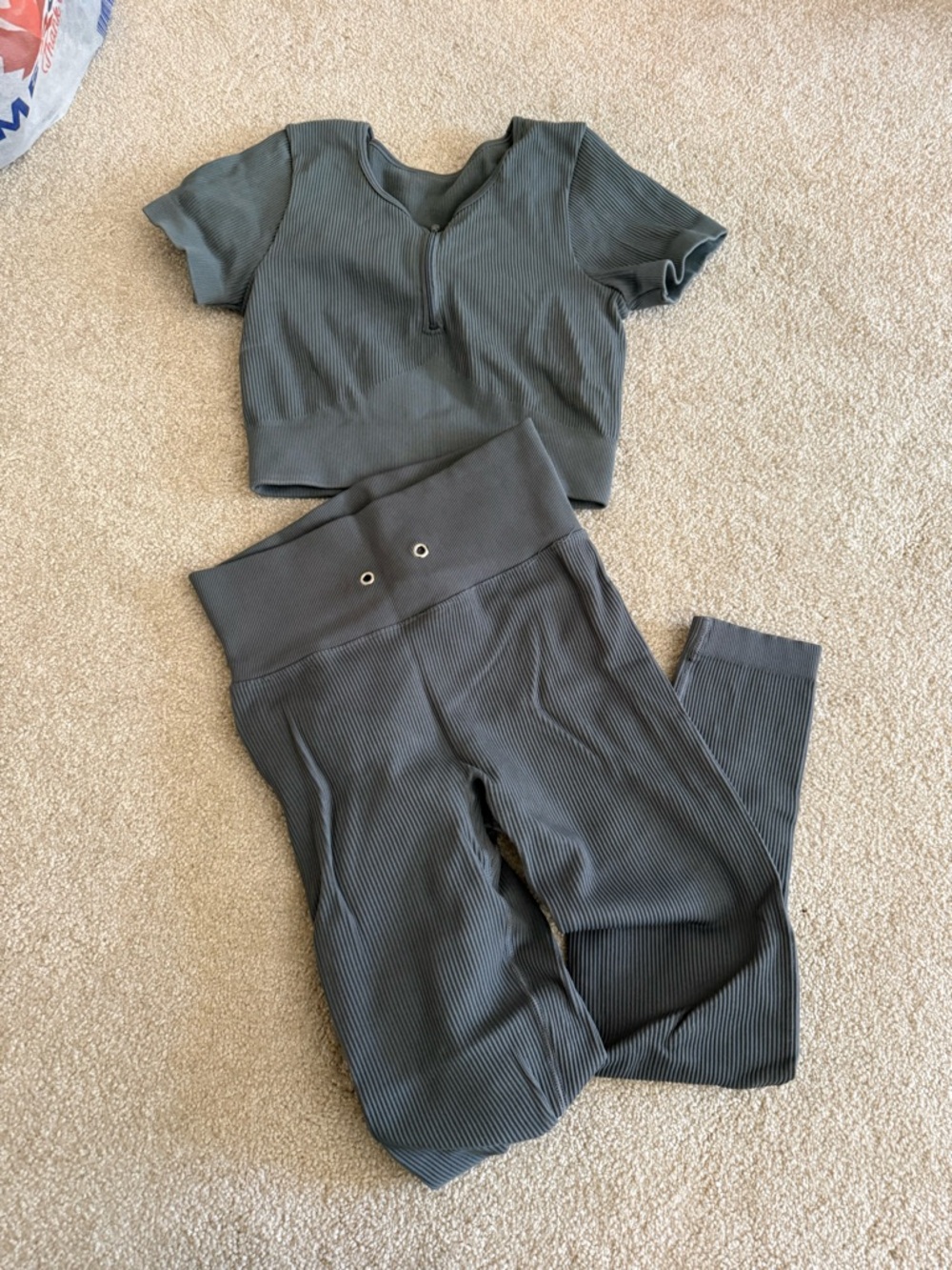 Ribbed Short Sleeve Zip-Front Crop Top and Legging Set- Slate Gray